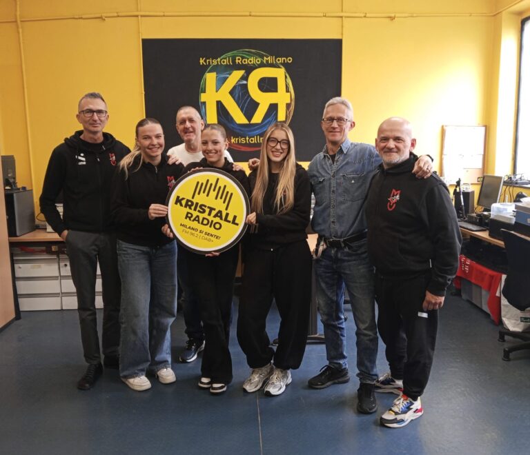 Un pieno di energia e passione su Kristal Radio! 💙